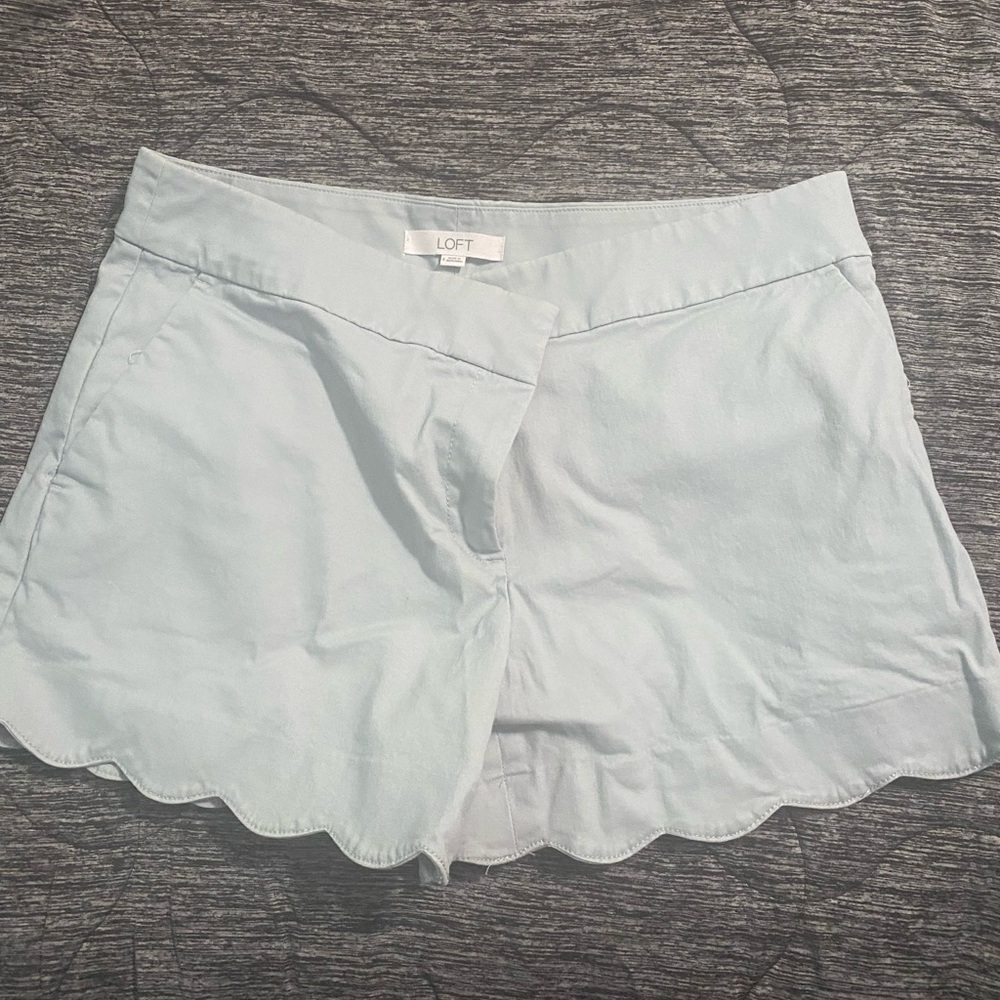 Like New Loft Scalloped Hem Shorts Light Blue Size 8
